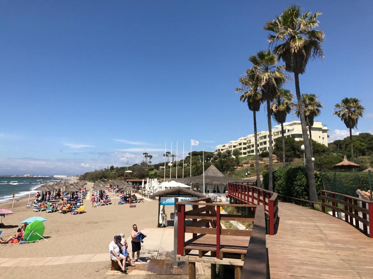Beautiful Holiday Apartment 2 Bedroom Beach And Pool Malaga Marbella Calahonda Royale Mijas Costa Spain エクステリア 写真