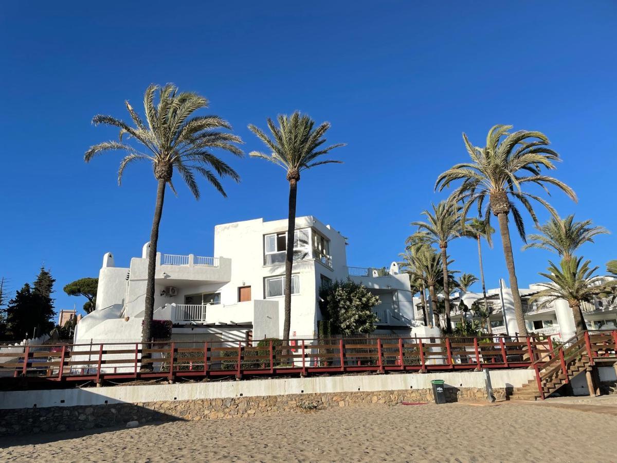 Beautiful Holiday Apartment 2 Bedroom Beach And Pool Malaga Marbella Calahonda Royale Mijas Costa Spain エクステリア 写真
